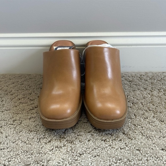 Universal Thread Tess Slip-On Tan Clogs Mules Shoes Chunky Bohemian Sz 9 NWT - Picture 2 of 8
